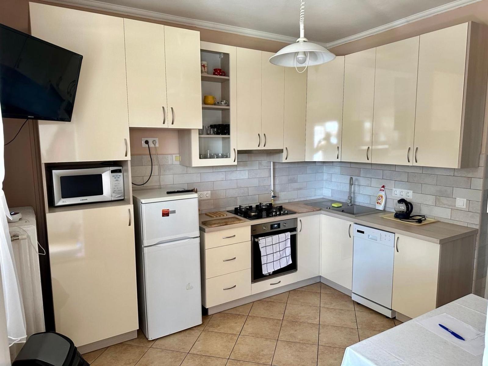 シオーフォクKiraly Apartmanアパートメント エクステリア 写真